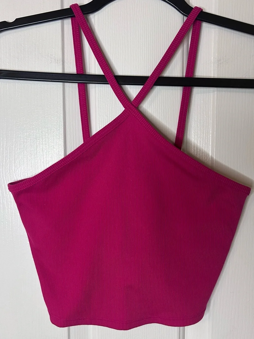 ALO Yoga Goddess Ribbed Cross Crop Top- Fuschia/ Size XS (2-4)